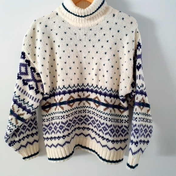 Sweaters - Vintage Fair Isle Style Turtleneck Sweater